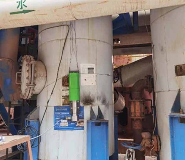 Na-22放射性儀表閃蒸罐和蒸發(fā)混料管道濃度密度測量案例(圖3) Na-22放射性儀表閃蒸罐和蒸發(fā)混料管道濃度密度測量案例(圖3)