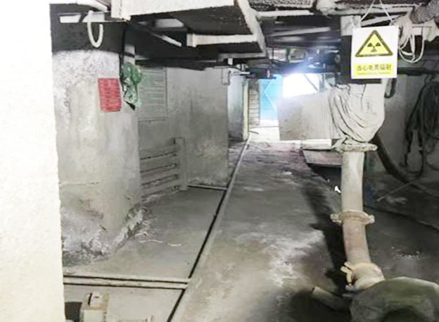 Na-22放射性?xún)x表礦山充填管道密度測(cè)量現(xiàn)場(chǎng)(圖3)